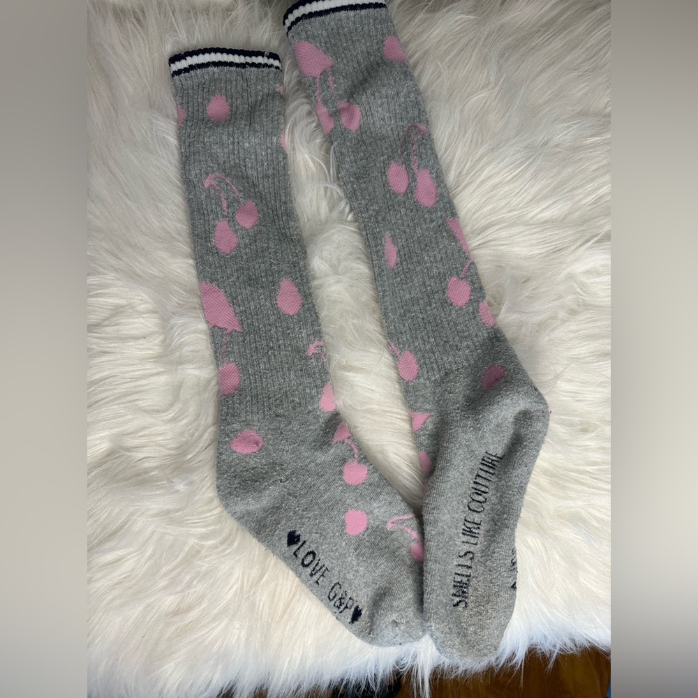 HTF Rare Vintage OG Juicy Couture Gray With Pink Cherries Low Cut Socks